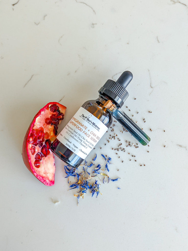 Pomegranate + Chia Seed Superfood Face Serum helps to encourage skin firmness (by supporting collagen production and protecting collagen fibers) and hydration, while providing other skin benefits such as pore reduction, oil balance, and reduced inflammation and redness.